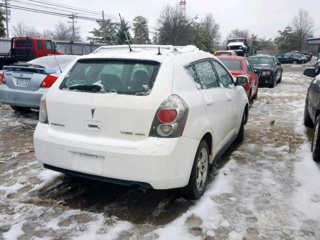 5Y2SM67039Z415635 - 2009 PONTIAC VIBE WHITE photo 4