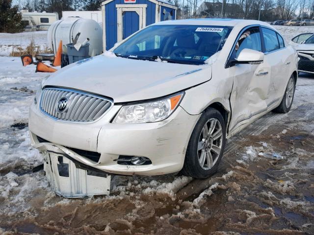 1G4GC5EG5AF283093 - 2010 BUICK LACROSSE C WHITE photo 2