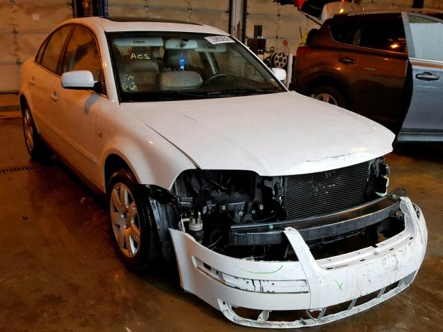 WVWRH63B01E153059 - 2001 VOLKSWAGEN PASSAT GLX 白色 照片 1