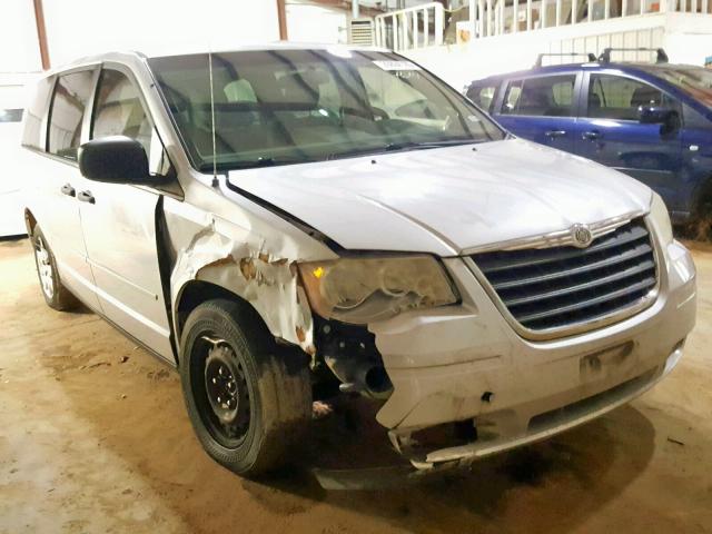 2A8HR44H58R727614 - 2008 CHRYSLER TOWN & COU SILVER photo 1