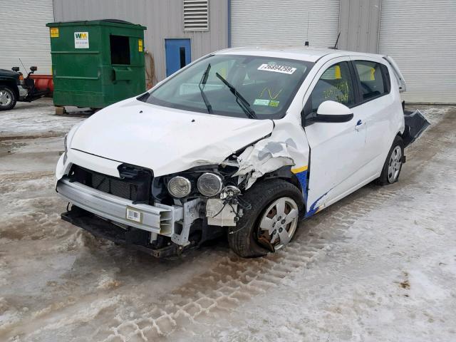 1G1JA6SH2F4131495 - 2015 CHEVROLET SONIC LS 白色 照片 2