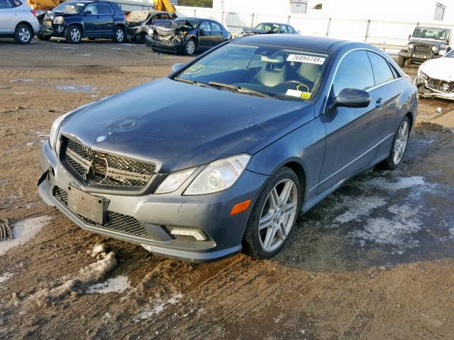 WDDKJ7CB0AF012200 - 2010 MERCEDES-BENZ E 550 GRAY photo 2