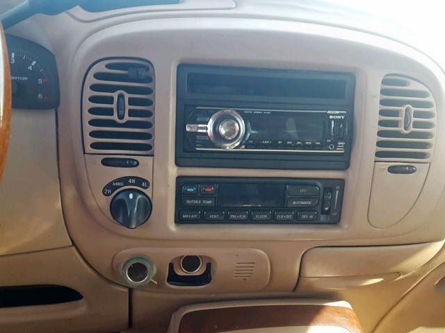 5LMPU28L9WLJ53604 - 1998 LINCOLN NAVIGATOR TAN photo 9