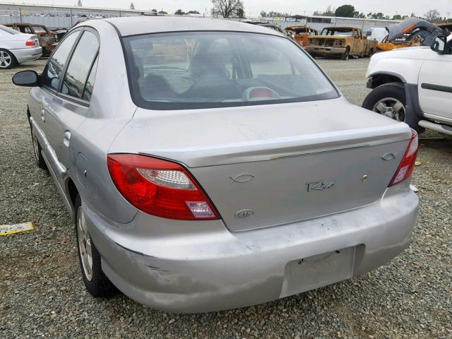 KNADC123626196545 - 2002 KIA RIO SILVER photo 3