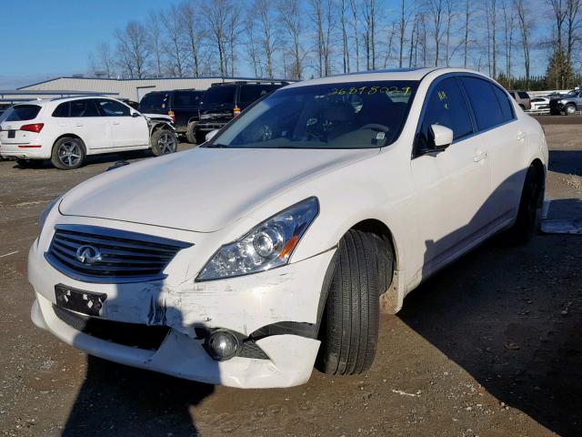 JN1CV6AR0BM350693 - 2011 INFINITI G37 WHITE photo 2