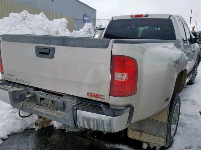 1GTJK33K28F183200 - 2008 GMC SIERRA K35 GRAY photo 4