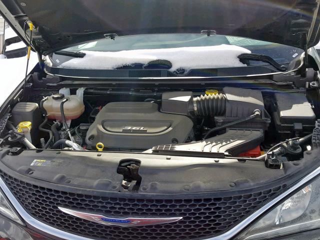 2C4RC1GG8JR276053 - 2018 CHRYSLER PACIFICA L BLACK photo 7