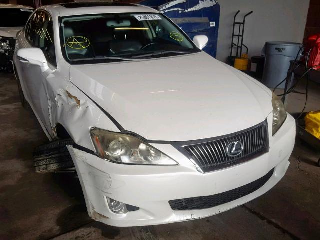 JTHBE262692016962 - 2009 LEXUS IS 350 WHITE photo 1