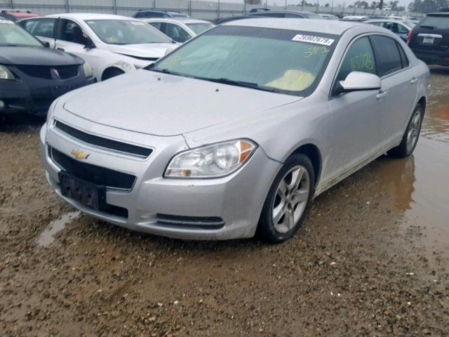 1G1ZC5EB3AF273544 - 2010 CHEVROLET MALIBU 1LT SILVER photo 2