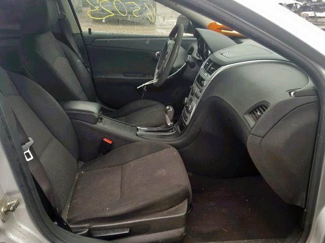 1G1ZC5EB3AF273544 - 2010 CHEVROLET MALIBU 1LT SILVER photo 5