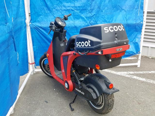 58DGS4116GAV00845 - 2016 OTHER SCOOTER TWO TONE photo 3