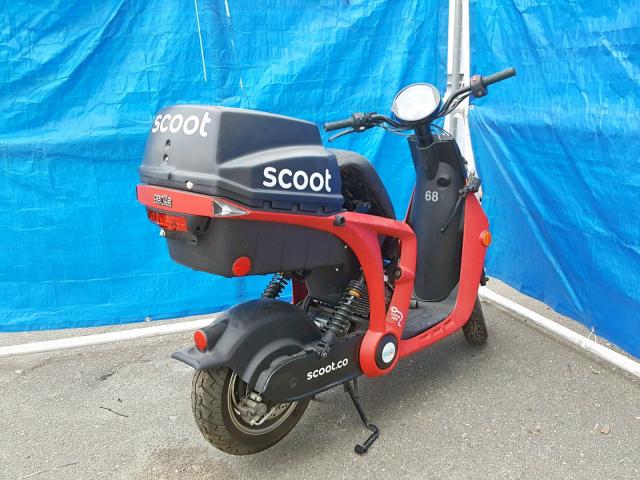 58DGS4116GAV00845 - 2016 OTHER SCOOTER TWO TONE photo 4