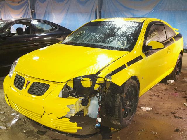 1G2AL18F887215837 - 2008 PONTIAC G5 YELLOW photo 2