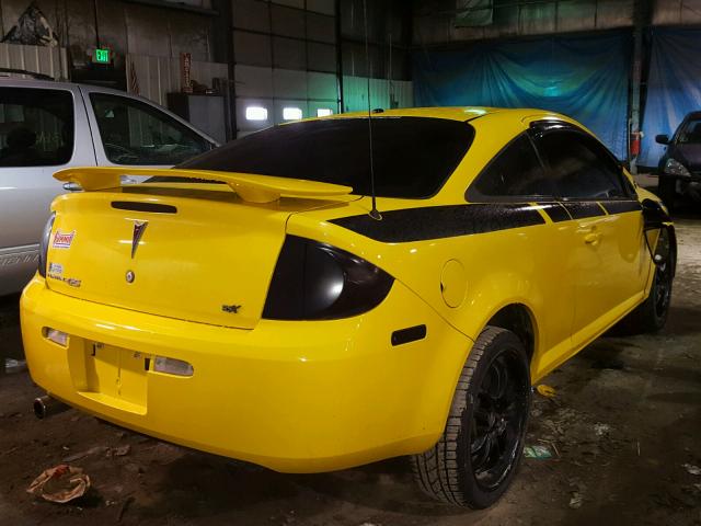 1G2AL18F887215837 - 2008 PONTIAC G5 YELLOW photo 4