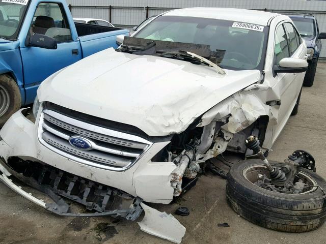 1FAHP2EW7BG160156 - 2011 FORD TAURUS SEL WHITE photo 2