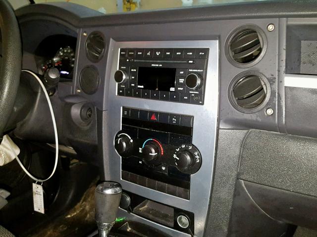 1J8HG48K98C215357 - 2008 JEEP COMMANDER BLACK photo 9