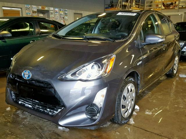 JTDKDTB34F1584993 - 2015 TOYOTA PRIUS C GRAY photo 2