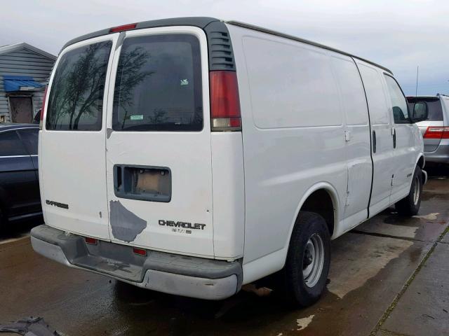 1GCFG15W8Y1260922 - 2000 CHEVROLET EXPRESS G1 WHITE photo 4