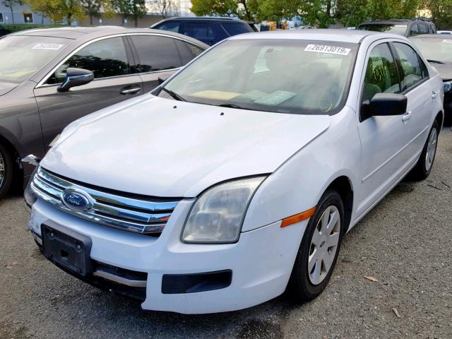 3FAHP06Z97R259526 - 2007 FORD FUSION S WHITE photo 2