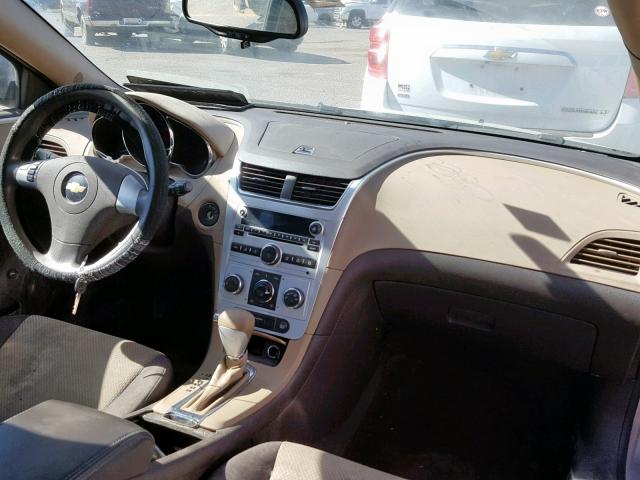 1G1ZB5EB6AF116674 - 2010 CHEVROLET MALIBU LS GOLD photo 9