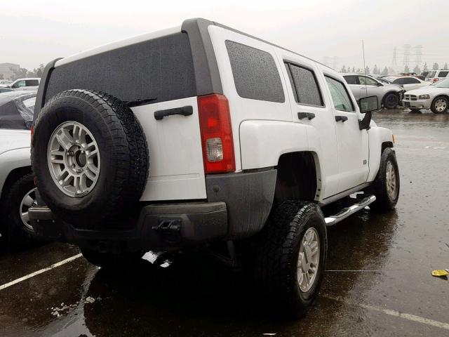 5GTEN13E098115273 - 2009 HUMMER H3 WHITE photo 4