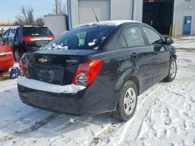 1G1JA5SH2E4226390 - 2014 CHEVROLET SONIC LS BLACK photo 4