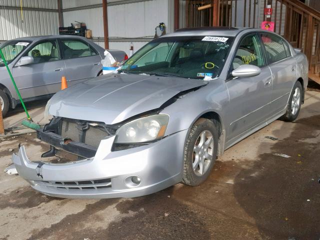 1N4BL11E15C350958 - 2005 NISSAN ALTIMA SE SILVER photo 2