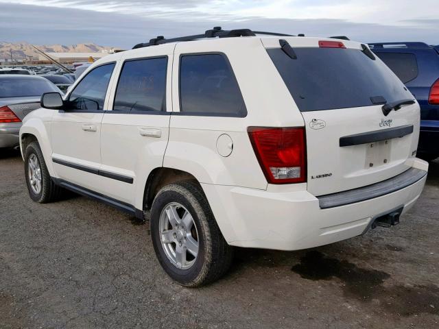 1J8HS48P17C586358 - 2007 JEEP GRAND CHER WHITE photo 3