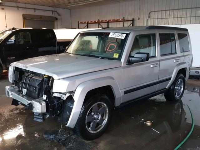 1J8HG48K28C164851 - 2008 JEEP COMMANDER Gümüş foto 2