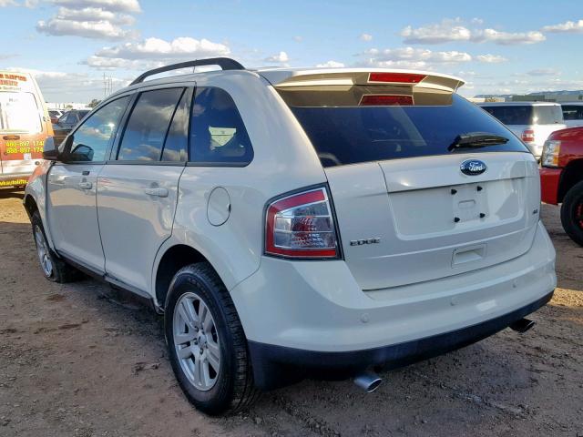 2FMDK38C68BA61502 - 2008 FORD EDGE SEL WHITE photo 3