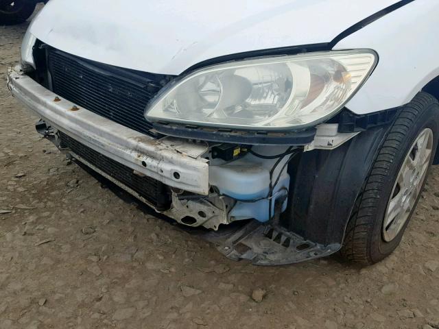 2HGES16364H561023 - 2004 HONDA CIVIC DX V WHITE photo 9