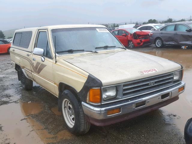 JT4RN55D0J0257078 - 1988 TOYOTA PICKUP 1/2 BEIGE photo 1