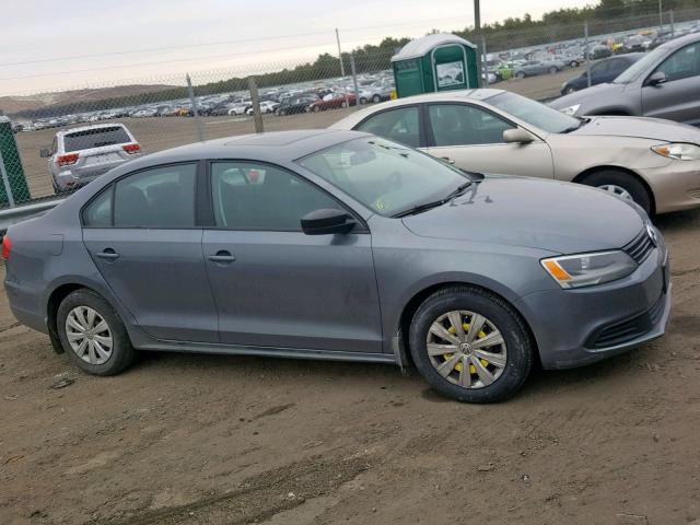 3VW2K7AJXDM259548 - 2013 VOLKSWAGEN JETTA BASE GRAY photo 1