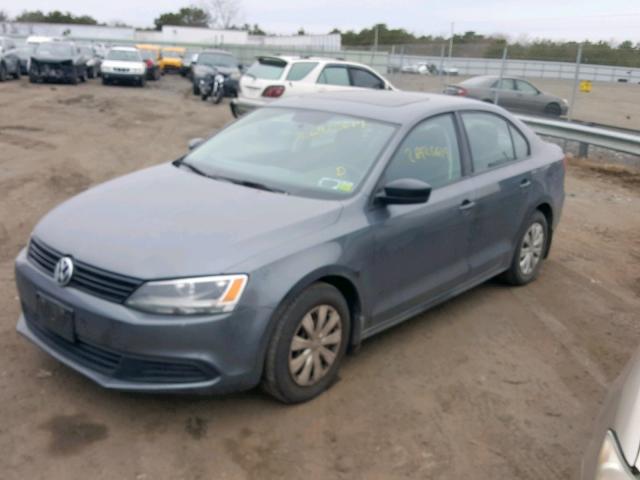 3VW2K7AJXDM259548 - 2013 VOLKSWAGEN JETTA BASE GRAY photo 2