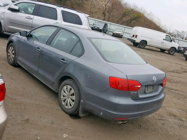 3VW2K7AJXDM259548 - 2013 VOLKSWAGEN JETTA BASE GRAY photo 3