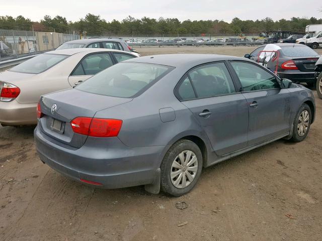 3VW2K7AJXDM259548 - 2013 VOLKSWAGEN JETTA BASE GRAY photo 4