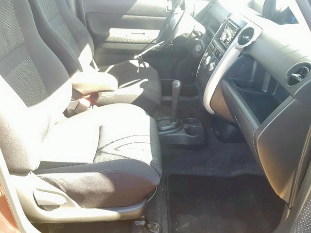 JTLKT324X50207914 - 2005 TOYOTA SCION XB 紫色 照片 5