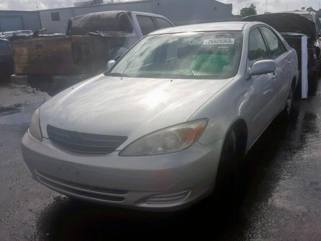 4T1BE32K03U641894 - 2003 TOYOTA CAMRY LE/X GRAY photo 2