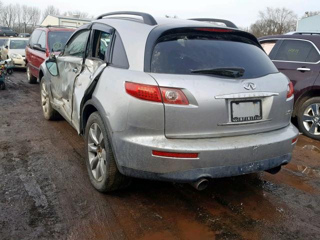 JNRAS08WX3X002423 - 2003 INFINITI FX35 SILVER photo 3