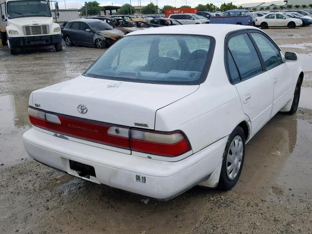 1NXBB02E4VZ582997 - 1997 TOYOTA COROLLA DX WHITE photo 4