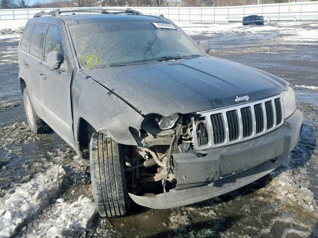 1J8HR58255C642272 - 2005 JEEP GRAND CHER BLACK photo 1