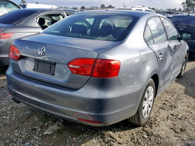 3VW2K7AJ2EM250893 - 2014 VOLKSWAGEN JETTA BASE GRAY photo 4