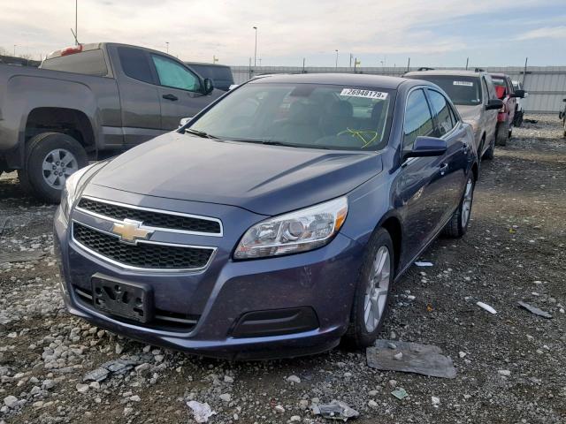 1G11D5SR4DF272483 - 2013 CHEVROLET MALIBU 1LT ლურჯი ფოტო 2