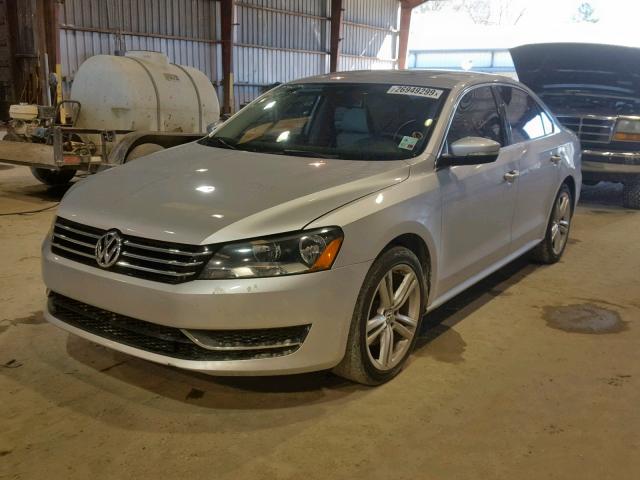 1VWBS7A35EC106242 - 2014 VOLKSWAGEN PASSAT SE SILVER photo 2