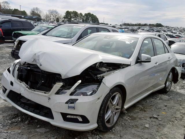 WDDHF5GBXBA493694 - 2011 MERCEDES-BENZ E 350 WHITE photo 2