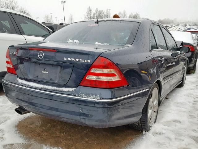 WDBRF40J25F593398 - 2005 MERCEDES-BENZ C 230K SPO BLUE photo 4