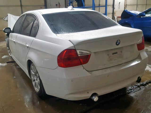 WBAVD53588A010258 - 2008 BMW 335 XI WHITE photo 3