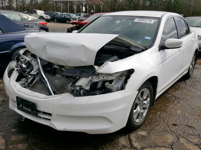 1HGCP2F49BA072411 - 2011 HONDA ACCORD LXP WHITE photo 2