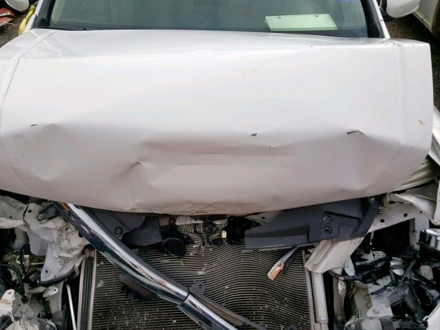 1HGCP2F49BA072411 - 2011 HONDA ACCORD LXP WHITE photo 7