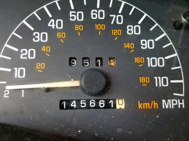 1G2WP52K42F199883 - 2002 PONTIAC GRAND PRIX GOLD photo 8